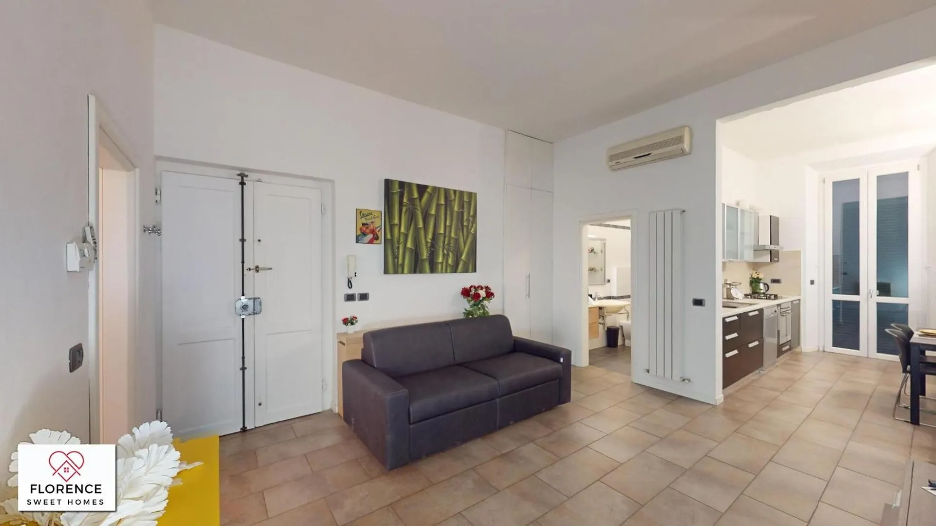 Landini Apartment By Florence Sweet Homes
